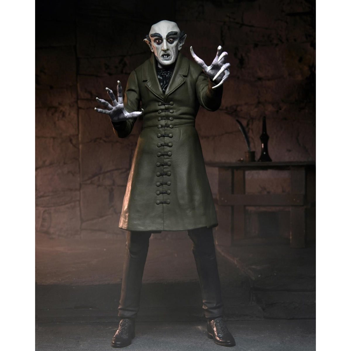 Nosferatu Ultimate Count Orlok 7-Inch Scale Action Figure