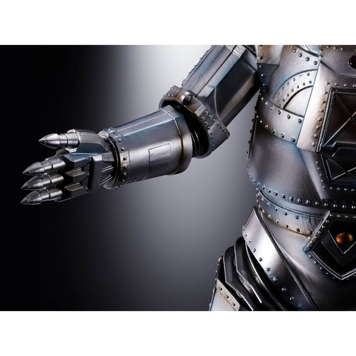 Godzilla vs Mechagodzilla Mechagodzilla 1974 DX Soul of Chogokin Action Figure