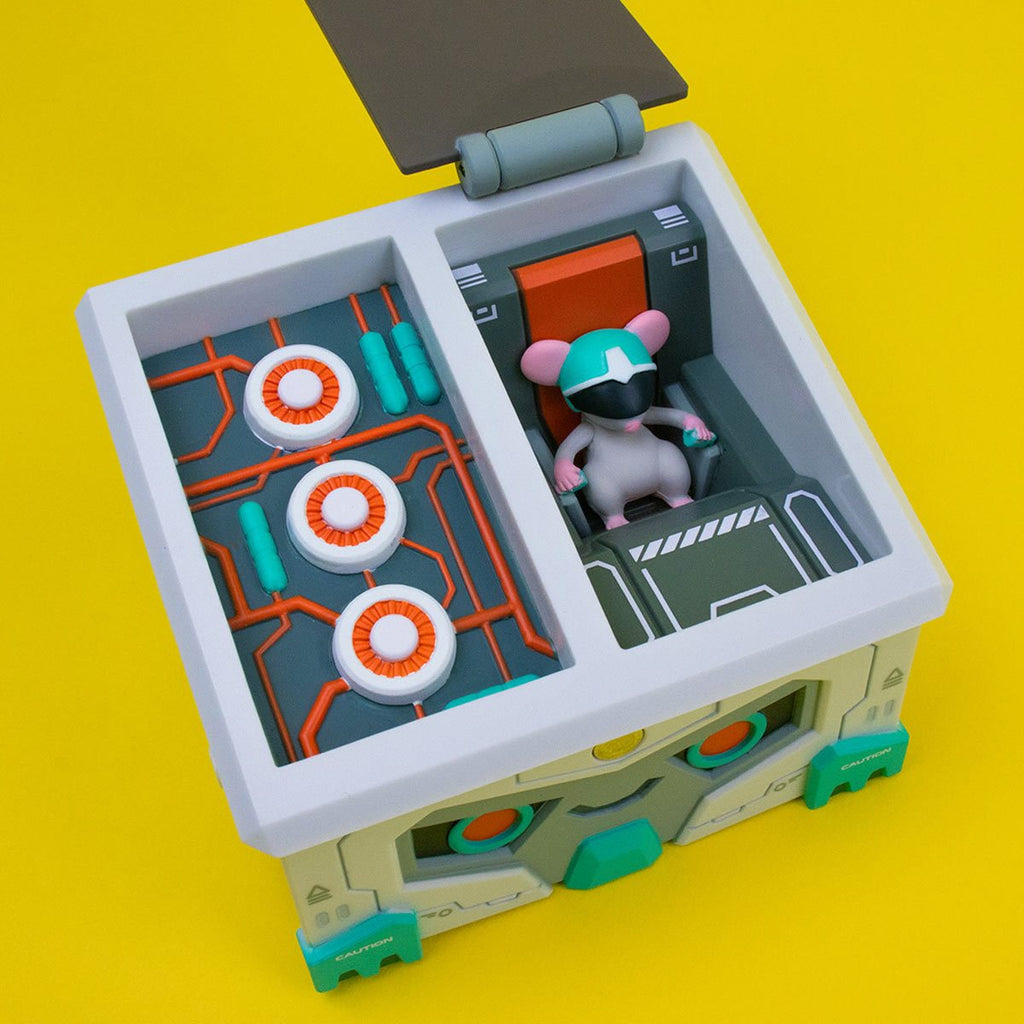 Mecha Dumpster Fire DF-79 Vinyl Figure