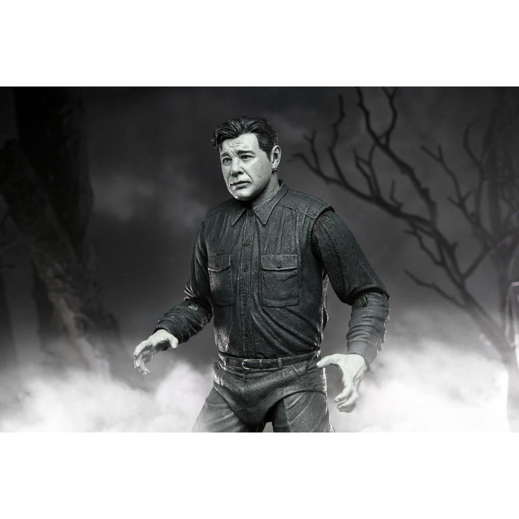 Universal Monsters Ultimate Wolf Man Black and White Version 7-Inch Scale Action Figure