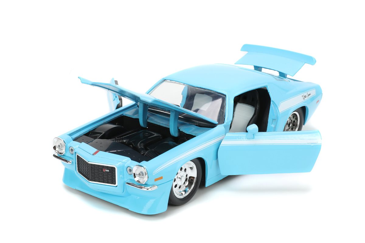 Bigtime Muscle 1971 Chevrolet Camaro 1:24 Scale Die-Cast Metal Vehicle
