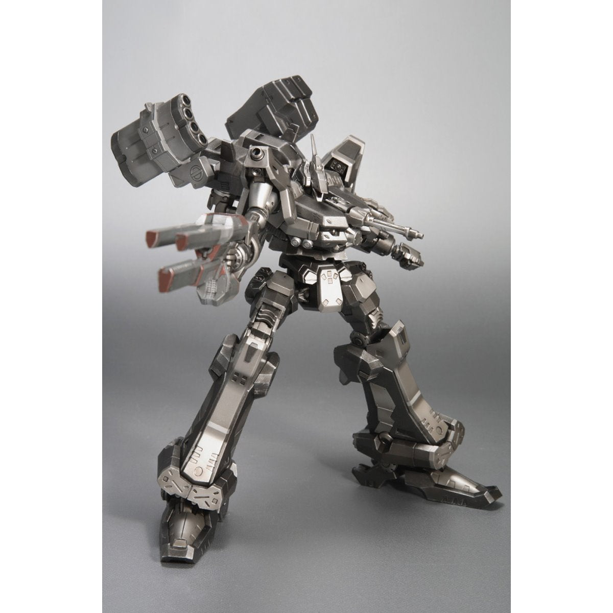 Armored Core: Last Raven Crest CR-C90U3 Variable Infinity 1:72 Scale Model Kit