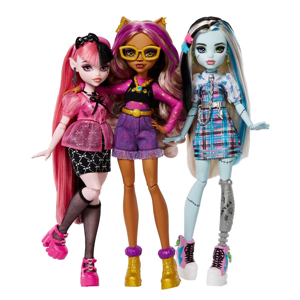 Monster High Day Out Doll Case of 4