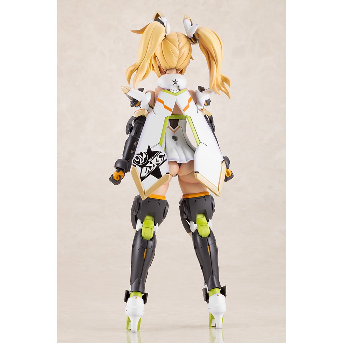 Phantasy Star Online 2 es Gene (Stellatears Version) Grande Scale Model Kit