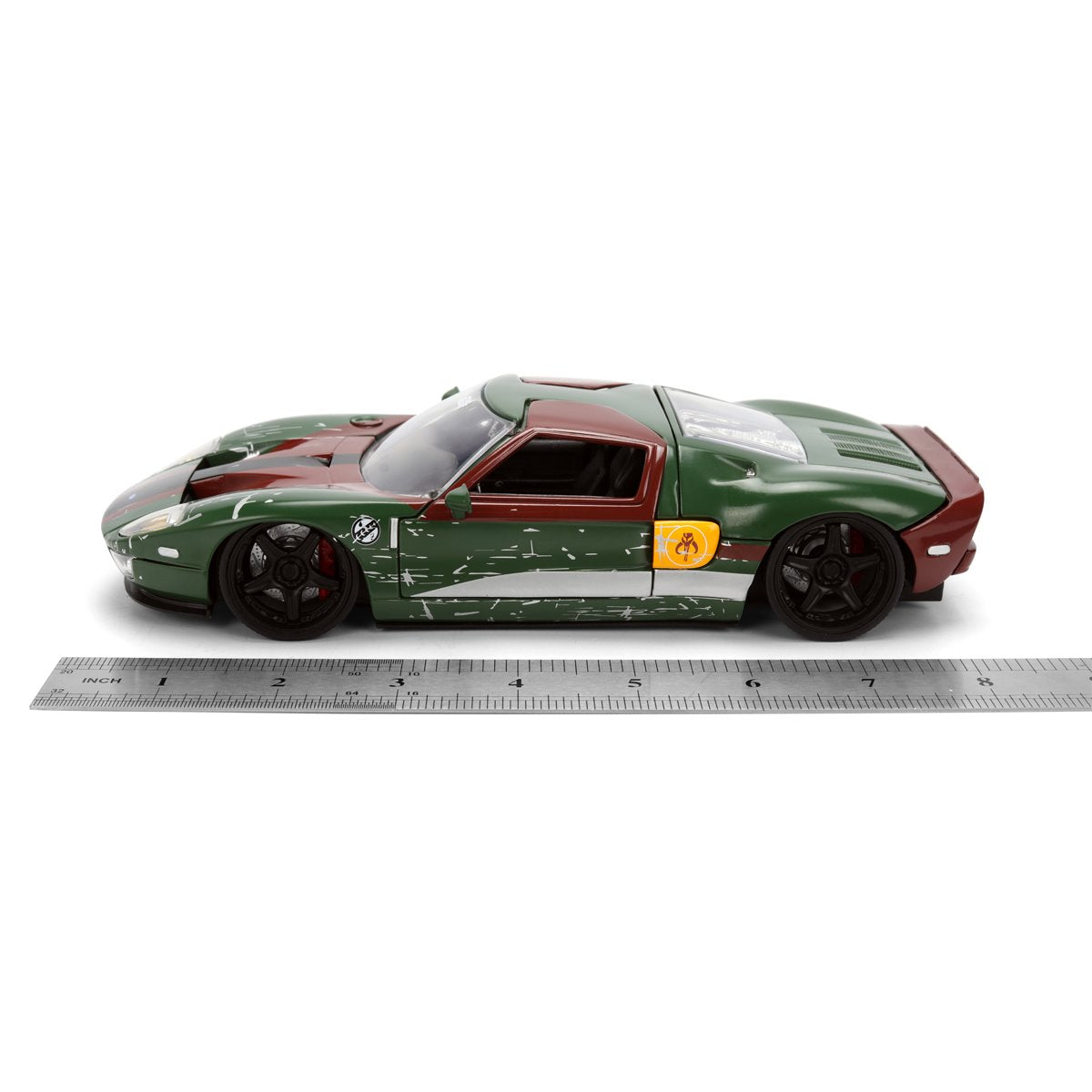 Hollywood Rides Star Wars 2005 Ford GT 1:24 Scale Die-Cast Metal Vehicle with Boba Fett Figure