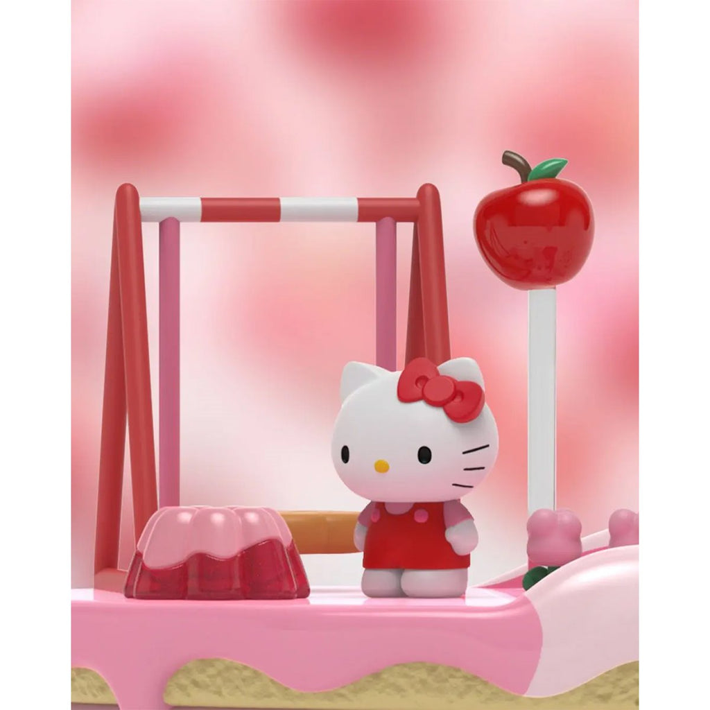 Kandyland: Sanrio Hello Kitty Mini-Figure Diorama