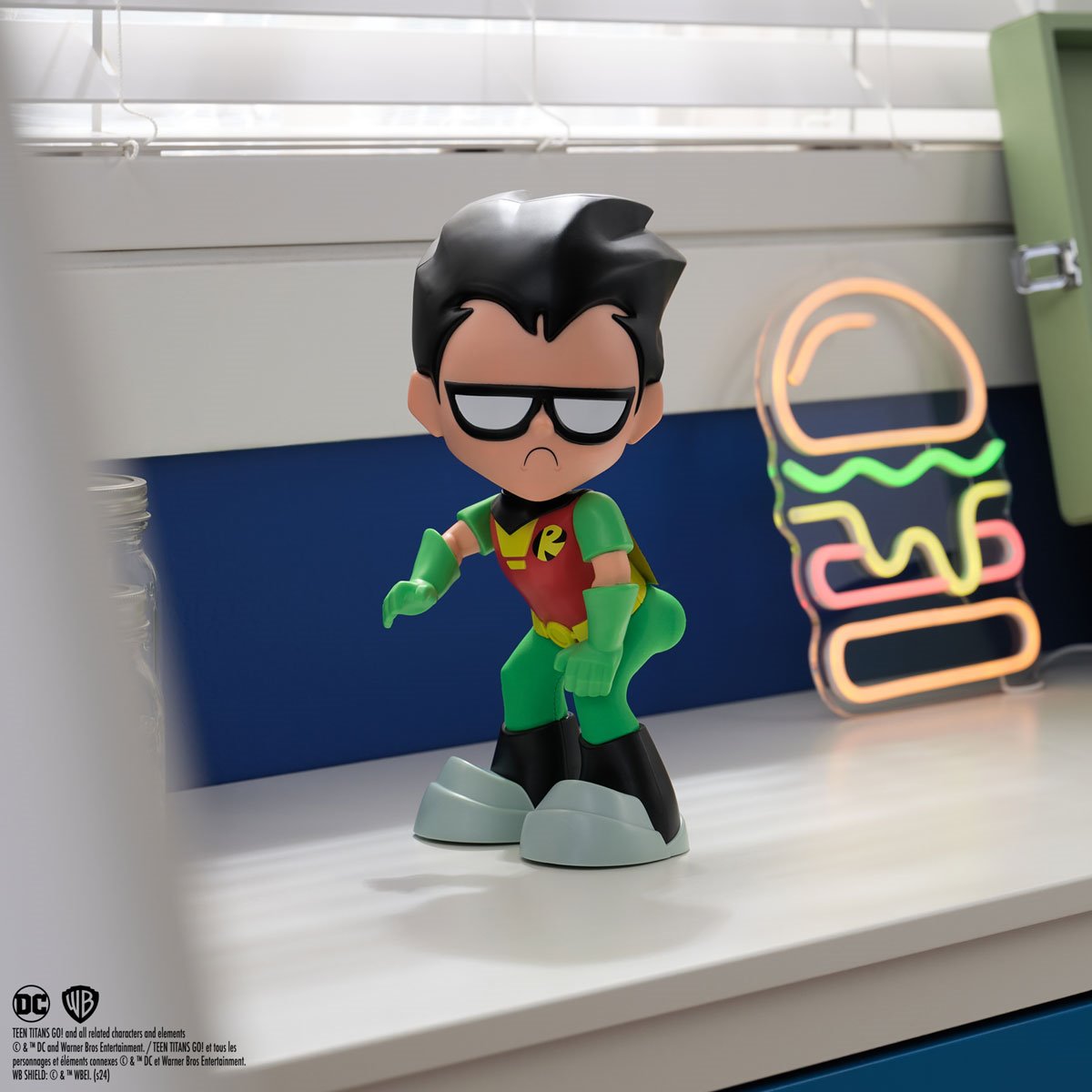 Teen Titans Go! Booty Scooty Robin Dancing with Sound Figure