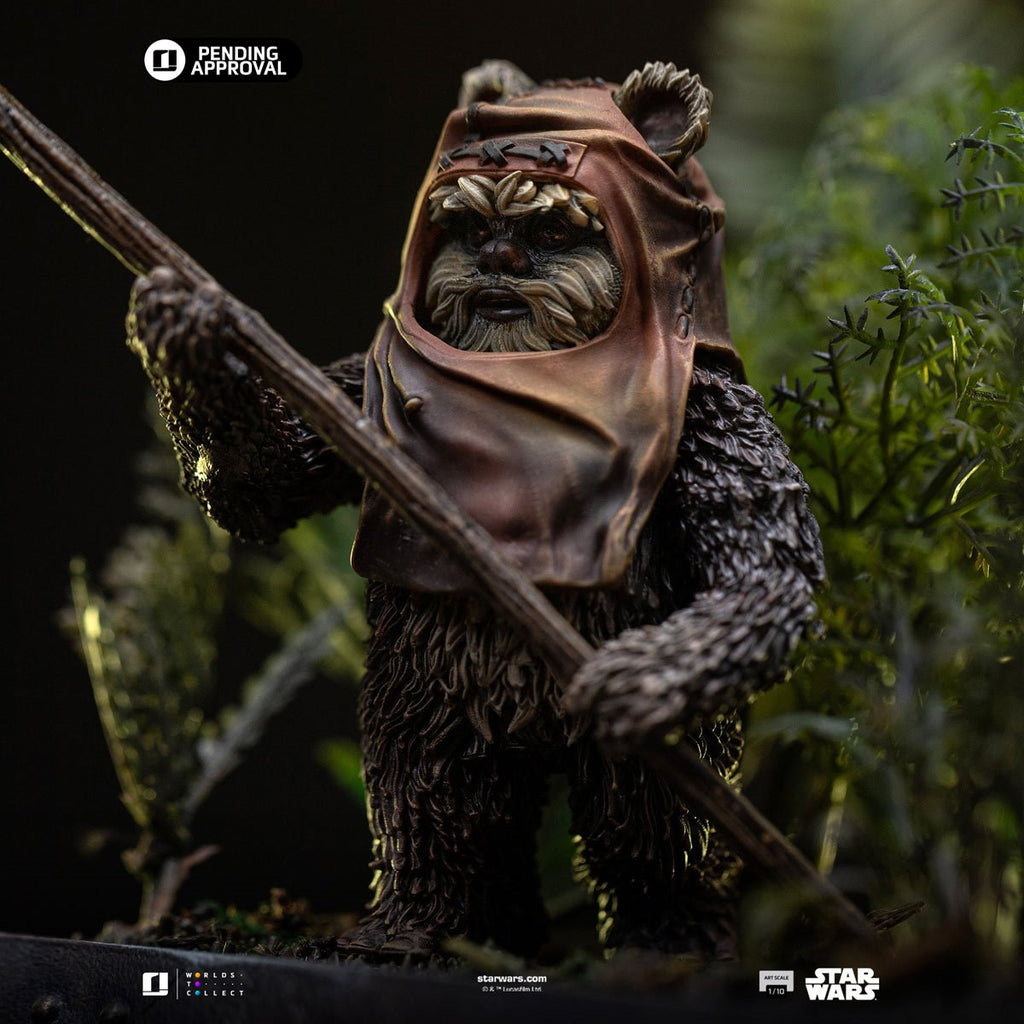 Star Wars: Return of the Jedi Leia and Wicket 1:10 Art Scale Limited Edition Statue