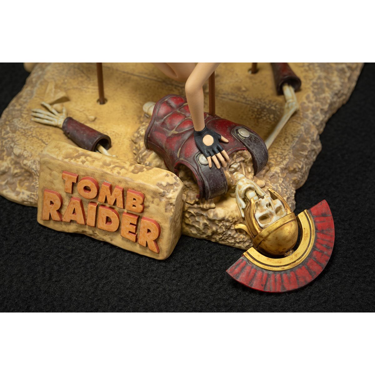 Tomb Raider Lara Croft Classic Era Version PVC Statue