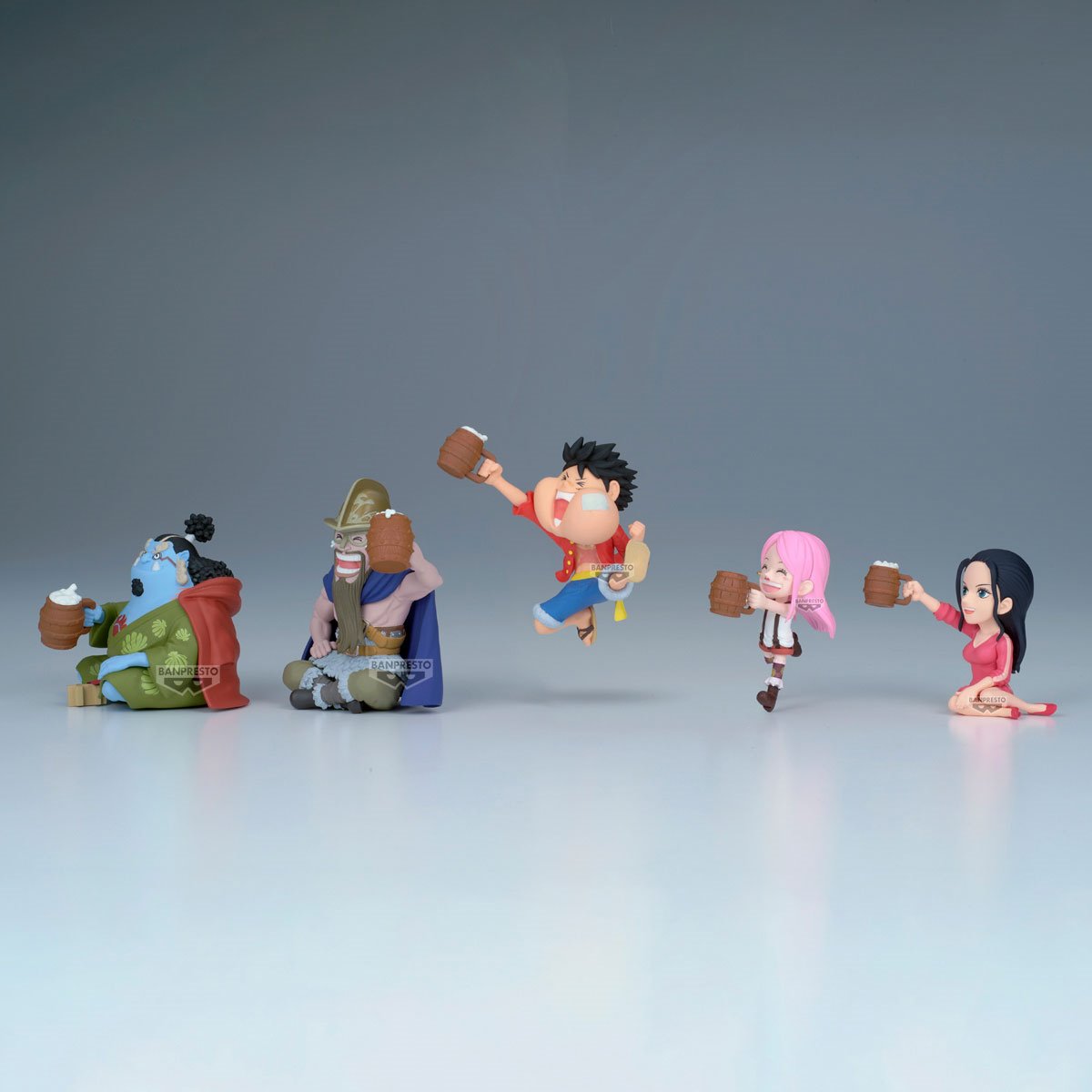 One Piece Banquet 1 World Collectable Figure Mini-Figure Case of 12