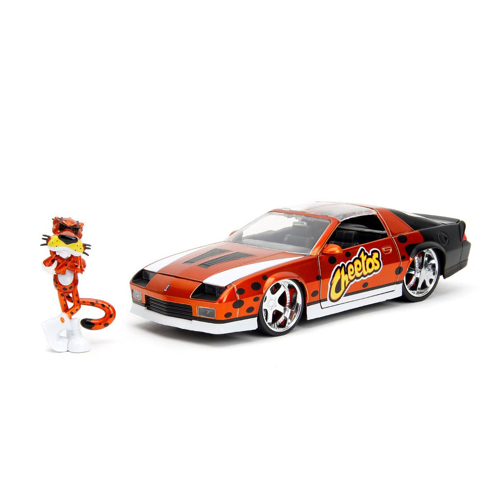 Cheetos 1985 Chevrolet Camaro Z28 1:24 Scale Die-Cast Metal Vehicle with Chester Cheetah Figure