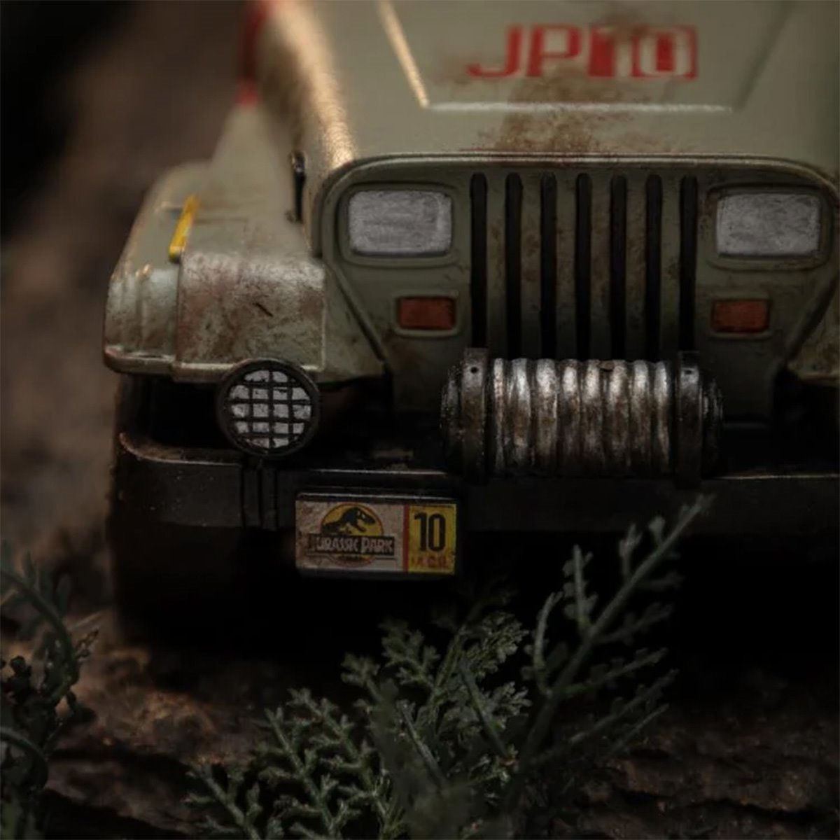 Jurassic Park T-Rex Chase 1:20 Demi Art Scale Limited Edition Statue