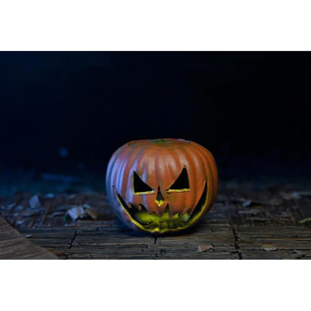 Halloween: The Curse of Michael Myers Ultimate Michael Myers 7-Inch Scale Action Figure