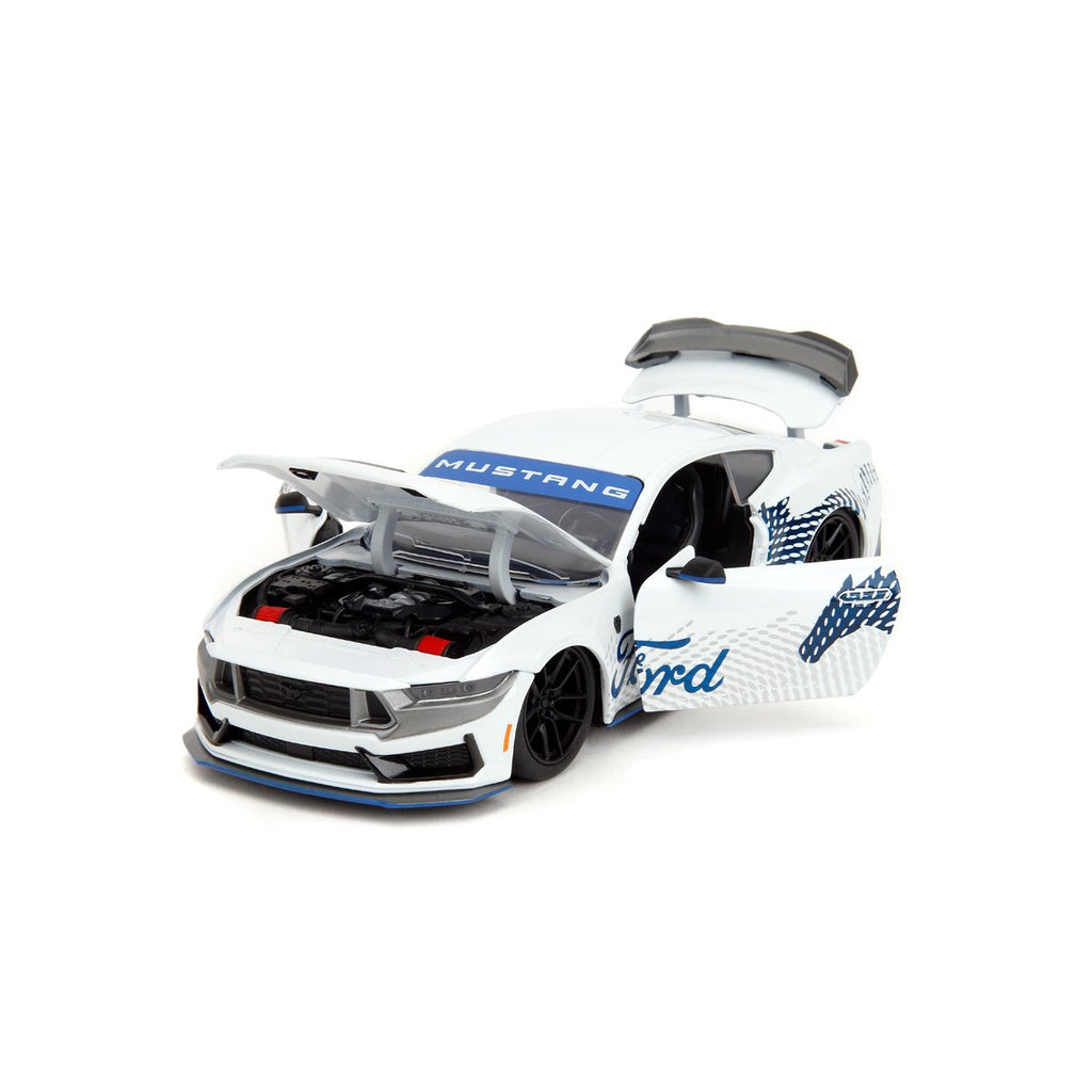 Bigtime Muscle 2024 Ford Mustang Dark Horse Glossy White 1:24 Scale Die-Cast Metal Vehicle