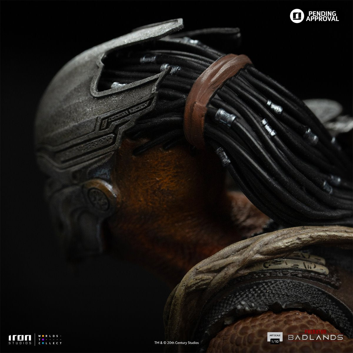 Predator: Badlands Predator Dek and Thia 1:10 Art Scale Statue