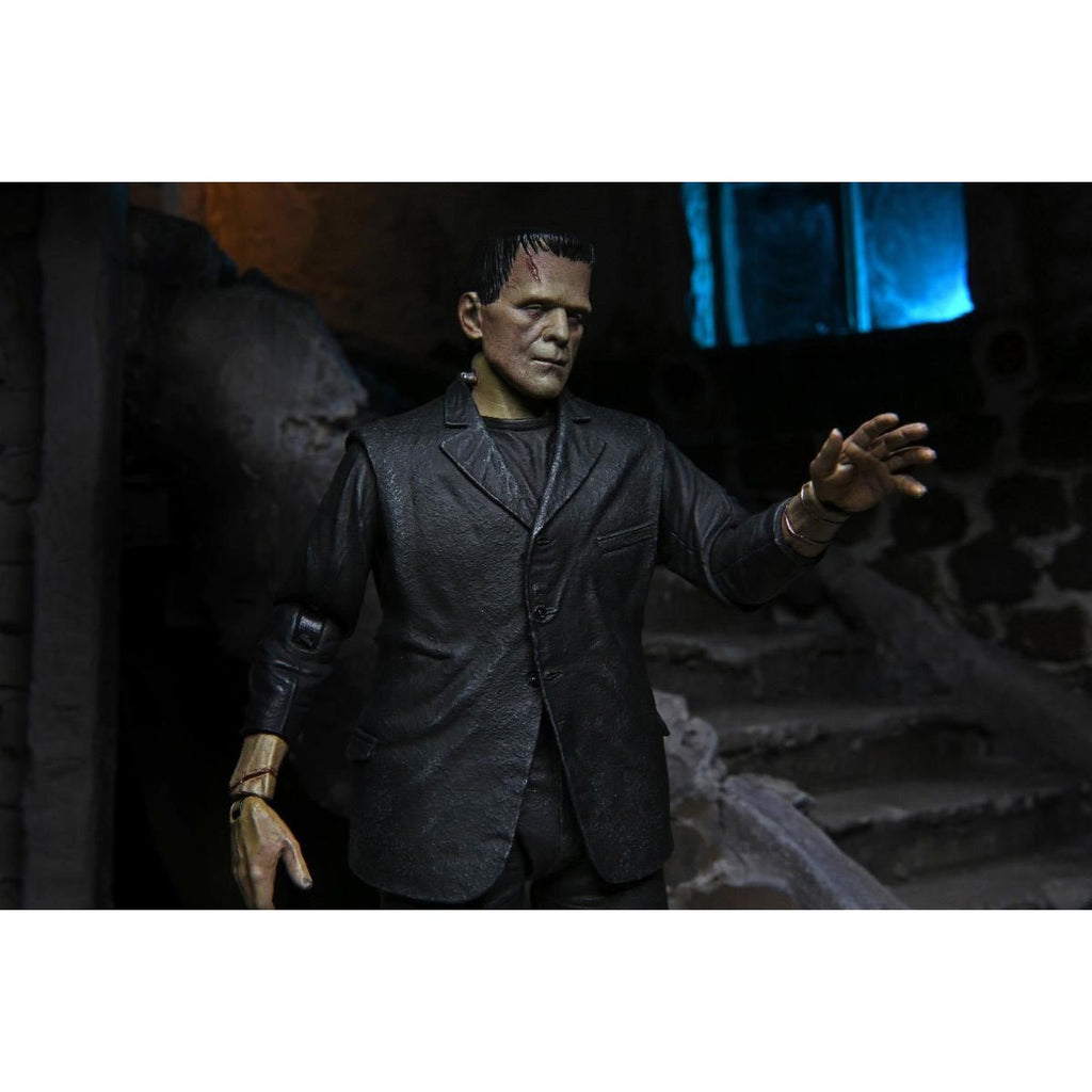 Universal Monsters Ultimate Frankenstein Full Color 7-Inch Scale Action Figure