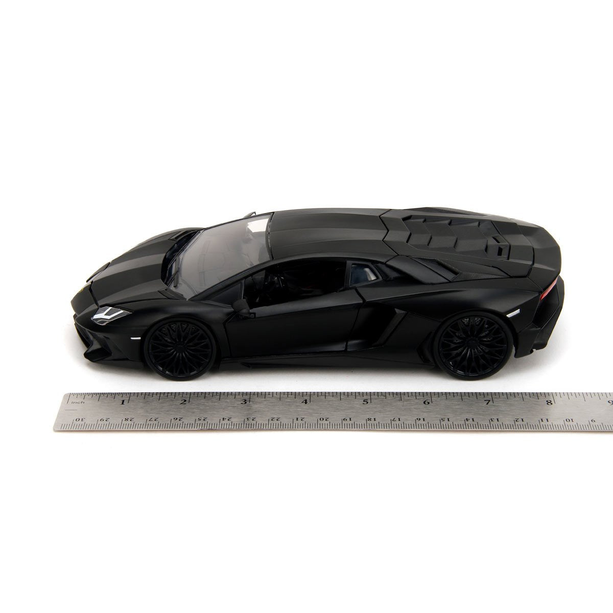 Fast and Furious Shaw's Lamborghini Aventador SV 1:24 Scale Die-Cast Metal Vehicle
