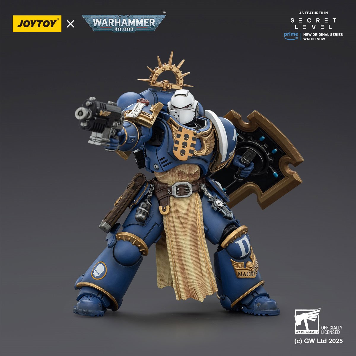 Joy Toy Warhammer 40,000 Ultramarines Levantus with Power Sword, Stormshield and Bolt Pistol 1:18 Scale Action Figure