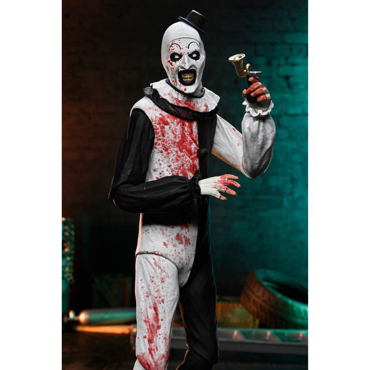 Terrifier 2 Ultimate Art the Clown (Blood Splattered) 7-Inch Scale Action Figure