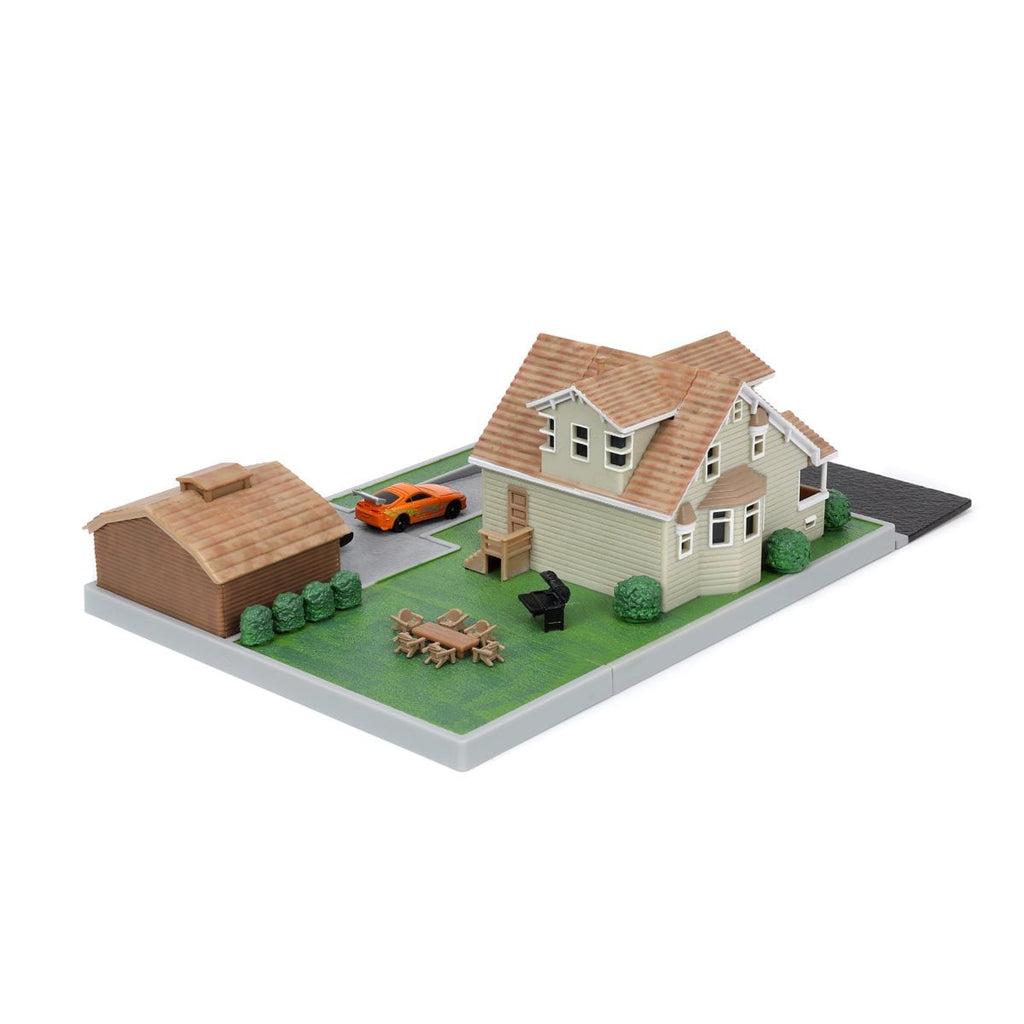 Fast and Furious Nano Scene Hollywood Rides Dom Torretto's House and Die-Cast Metal Vehicle Playset