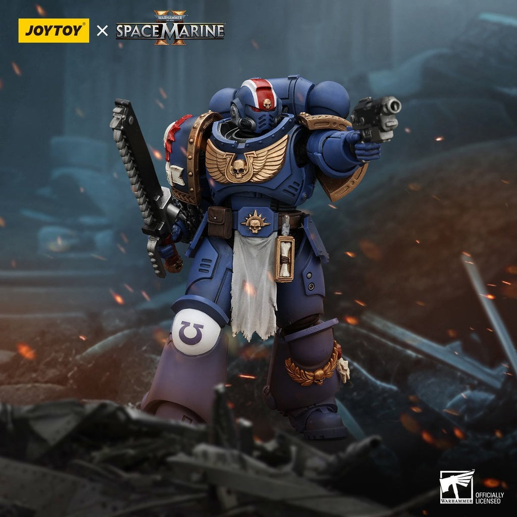 Joy Toy Warhammer 40,000: Space Marine 2 Ultramarines Lieutenant Titus 1:18 Scale Action Figure