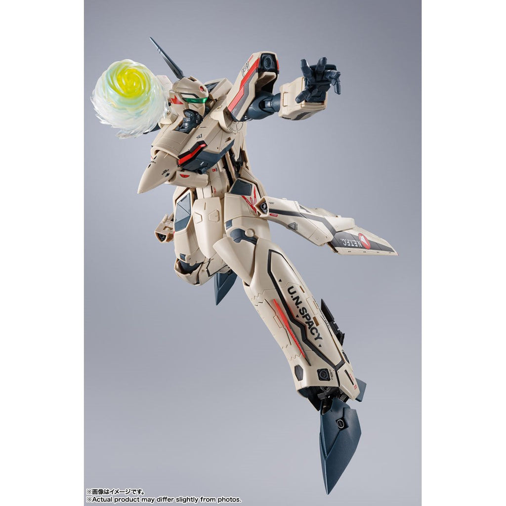 Macross Plus YF-19 Excalibur Isamu Alva Dyson Use DX Chogokin Action Figure