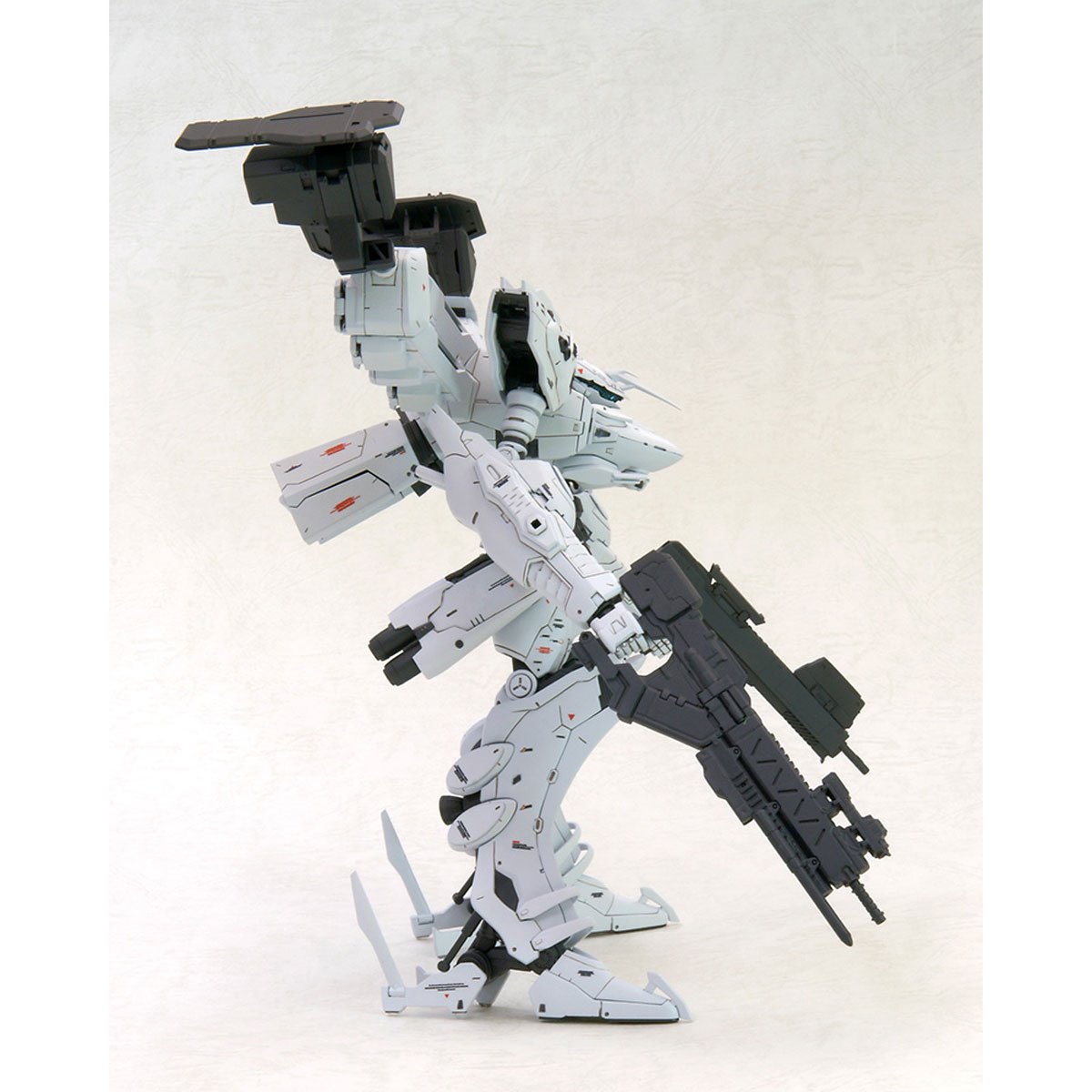 Armored Core Lineark White Glint & V.O.B. Variable Infinity 1:72 Scale Model Kit Set - ReRun