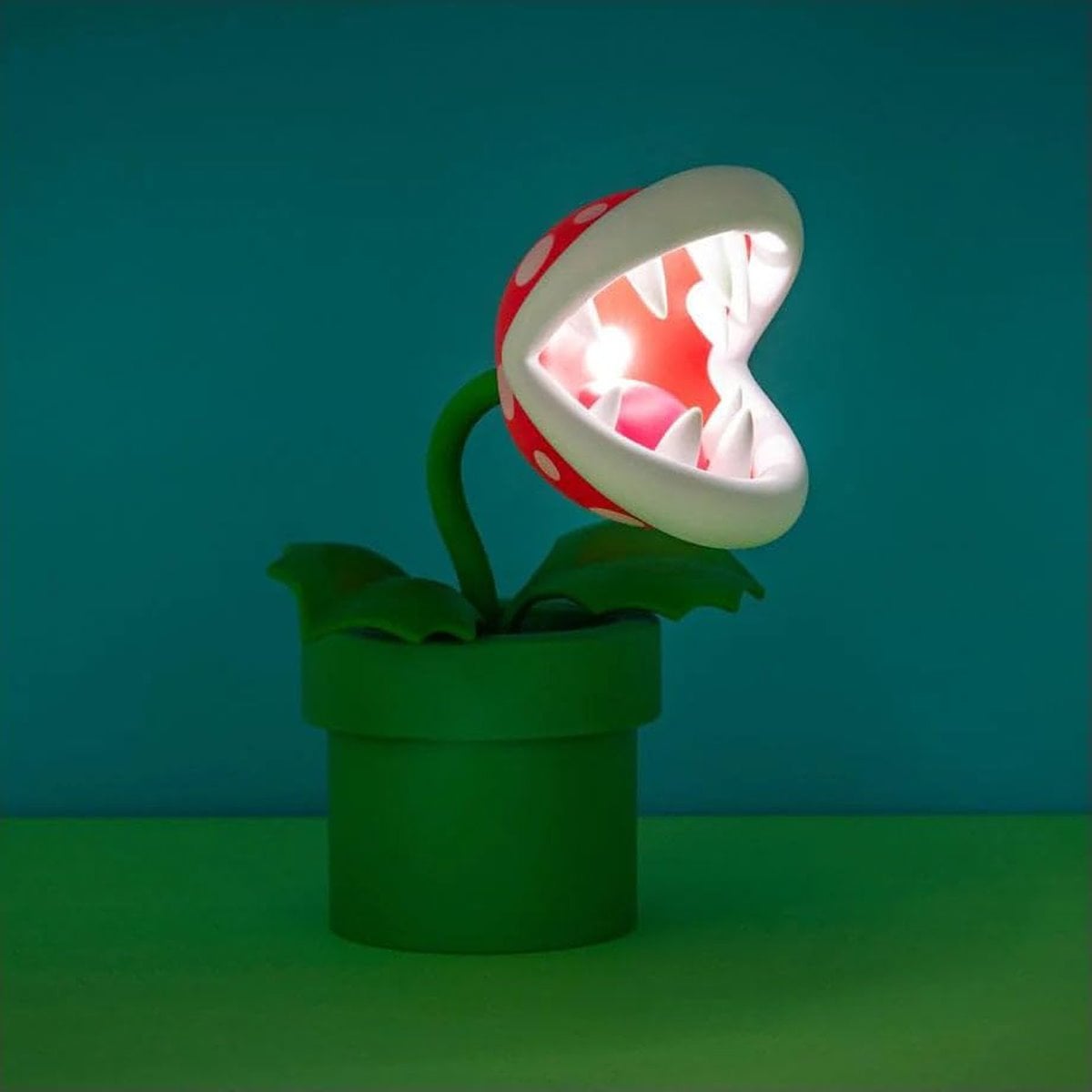 Super Mario Bros. Mini Piranha Plant Posable Lamp