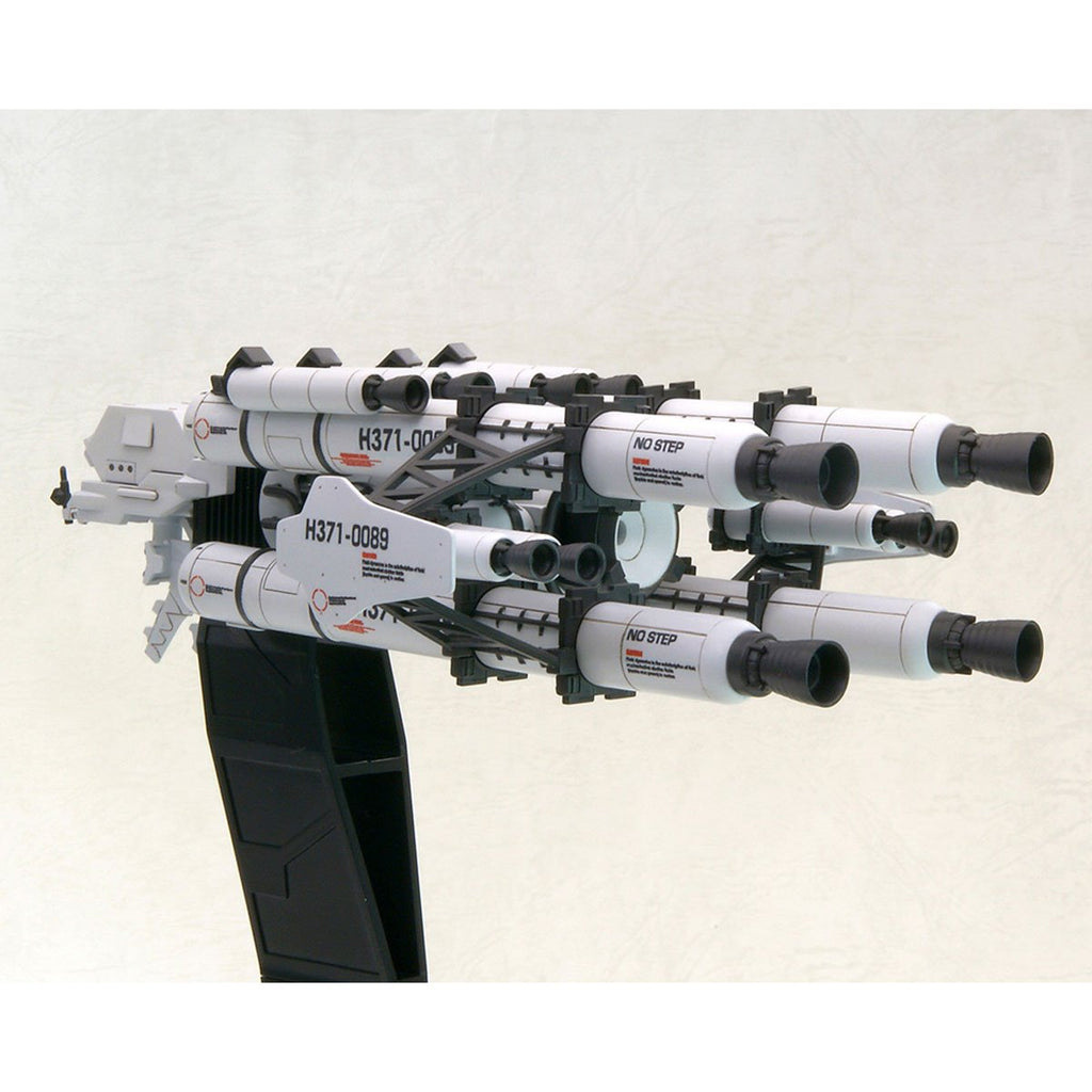 Armored Core Lineark White Glint & V.O.B. Variable Infinity 1:72 Scale Model Kit Set - ReRun