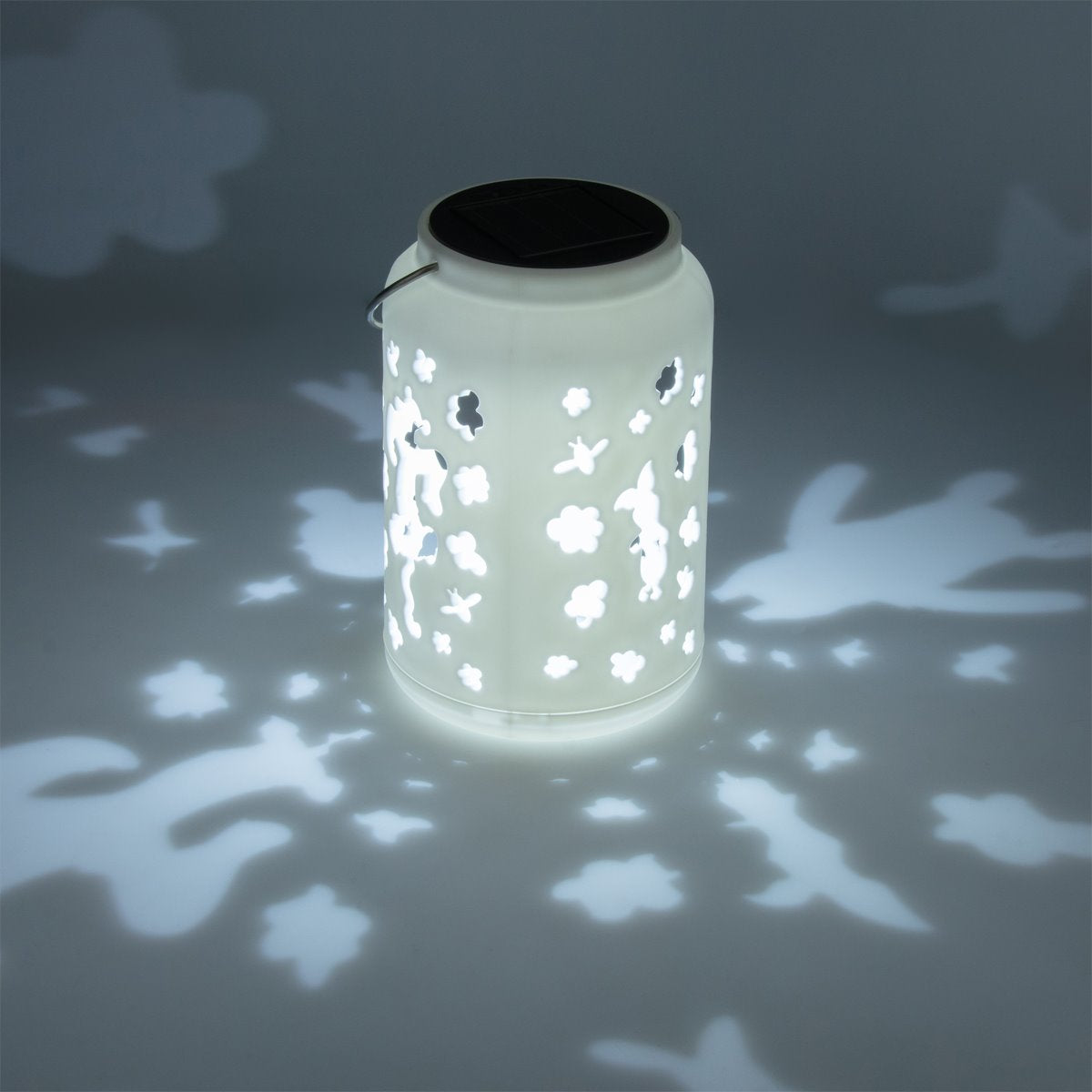 Winnie the Pooh Solar Projection Lantern