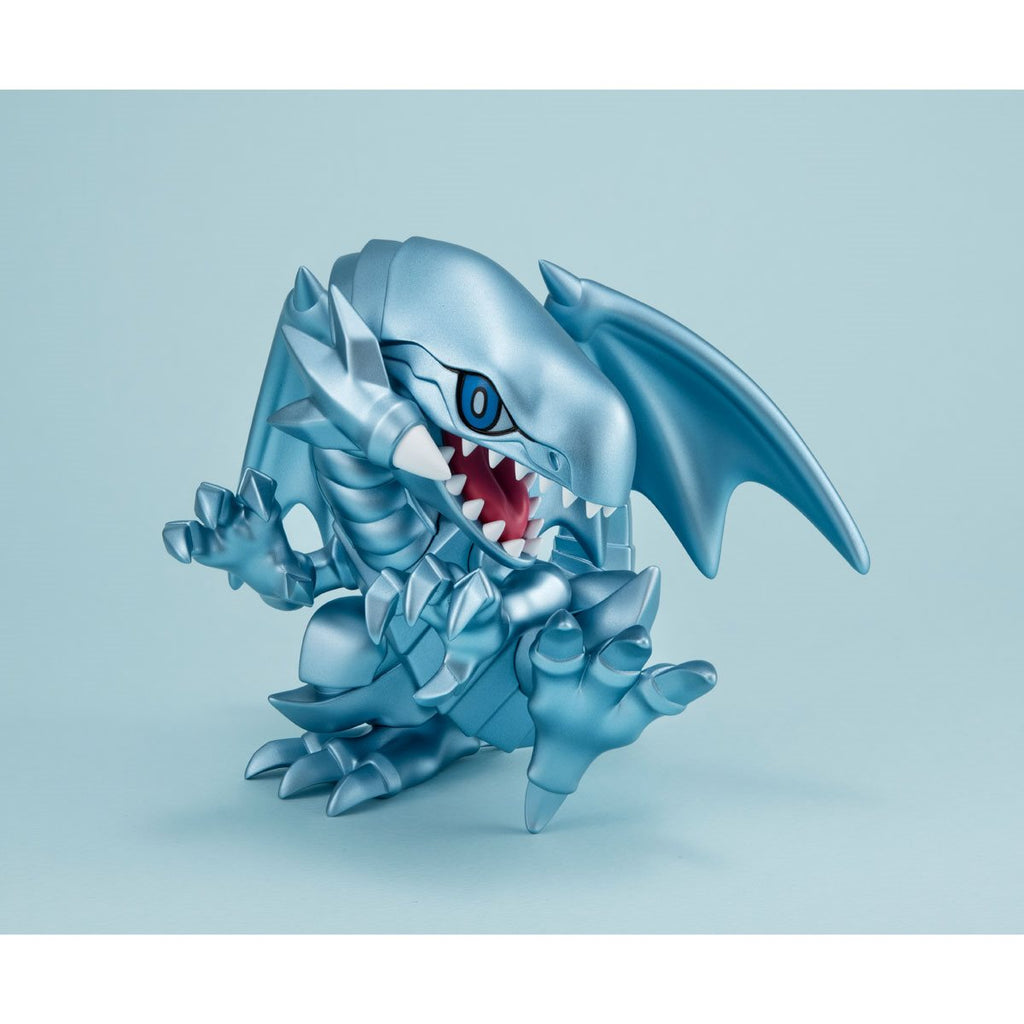 Yu-Gi-Oh! Duel Monsters Blue-Eyes White Dragon Megatoon Statue