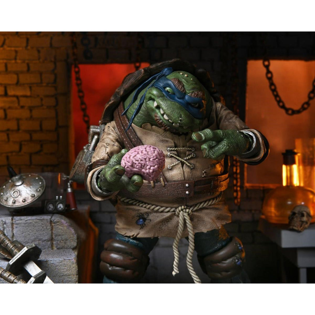 Universal Monsters x Teenage Mutant Ninja Turtles Ultimate Leonardo as The Hunchback 7-Inch Scale Action Figure