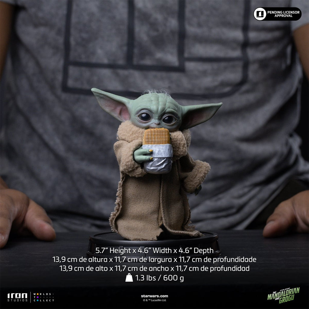 The Mandalorian and Grogu Movie Grogu Food Cart Snack Limited Edition 1:4 Scale Statue