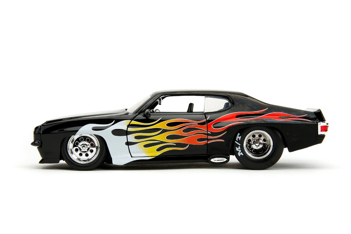 Bigtime Muscle 1971 Pontiac GTO 1:24 Scale Die-Cast Metal Vehicle