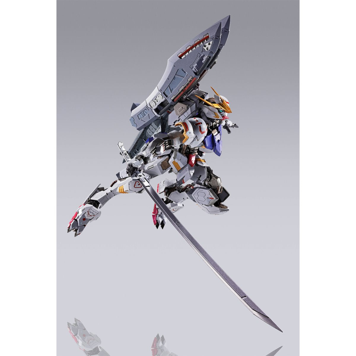 Mobile Suit Gundam: Iron-Blooded Orphans Gundam Barbatos 4th Form with Boomerang Mace Metal Build Action Figure