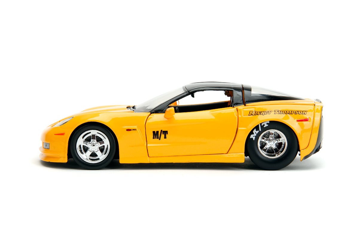 Bigtime Muscle 2006 Chevrolet Corvette Z06 1:24 Scale Die-Cast Metal Vehicle