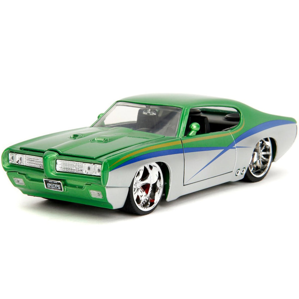 Bigtime Muscle 1969 Pontiac GTO Candy Silver and Green 1:24 Scale Die-Cast Metal Vehicle