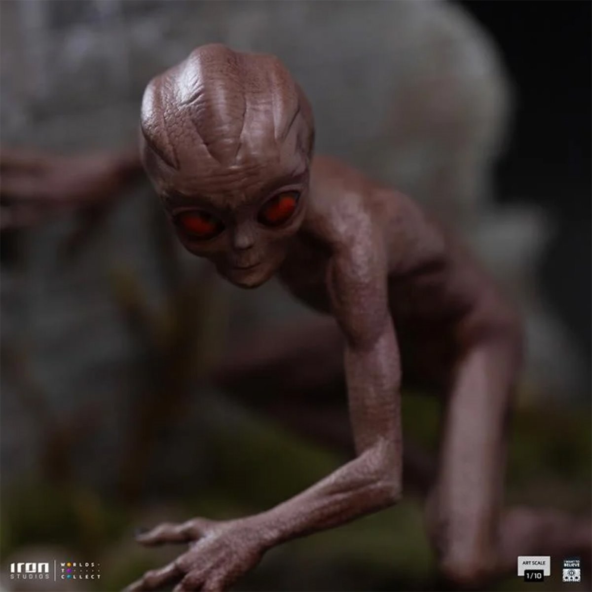 ET Varginha I Want To Believe 1:10 Art Scale Limited Edition Statue