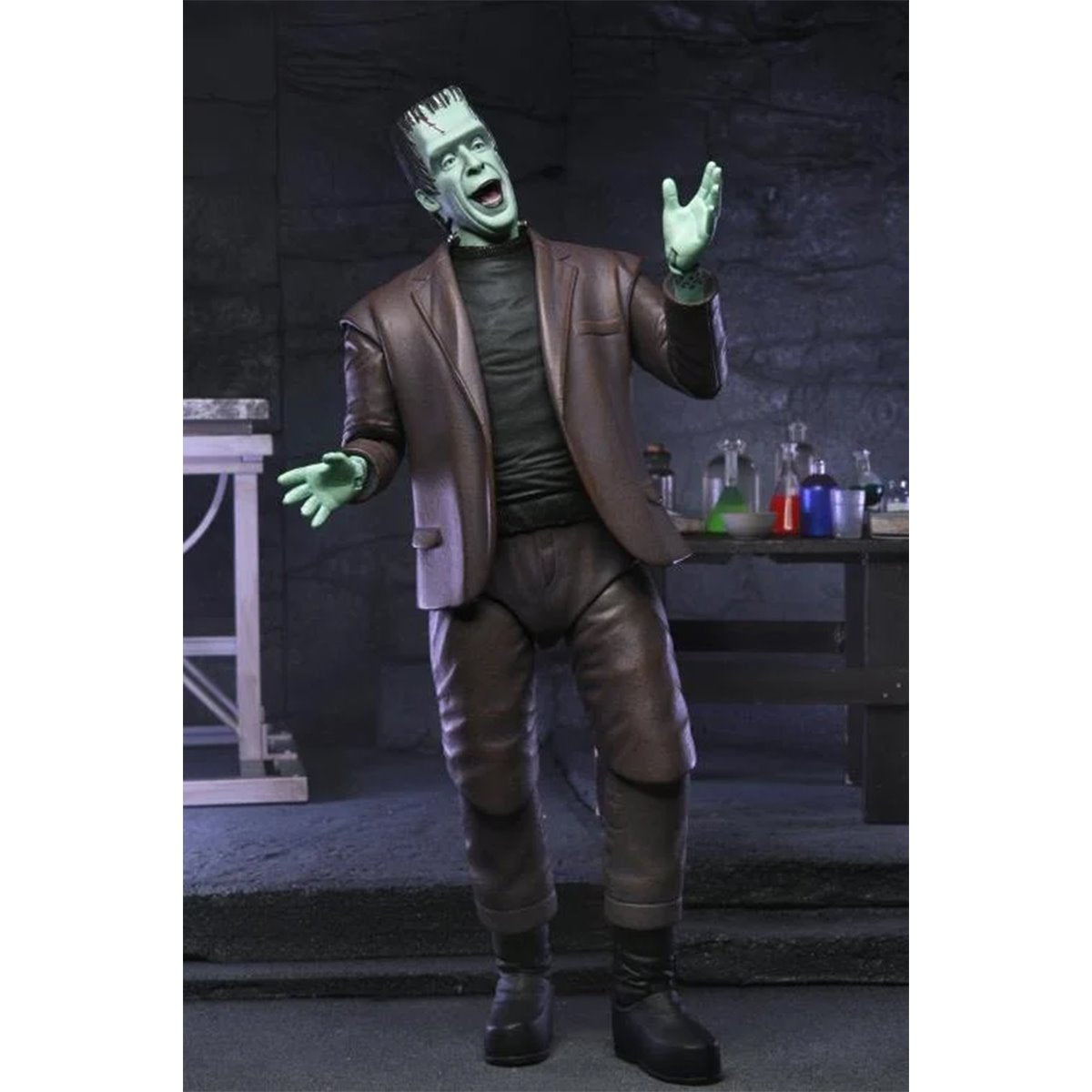 The Munsters (TV Series) Ultimate Herman Munster 7-Inch Scale Action Figure