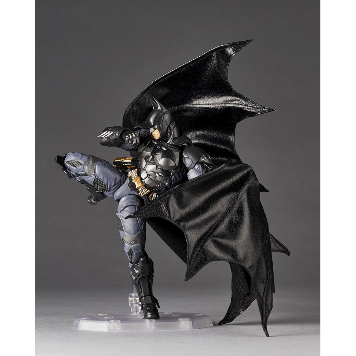 Batman: Arkham Knight Batman Revoltech Amazing Yamaguchi Action Figure